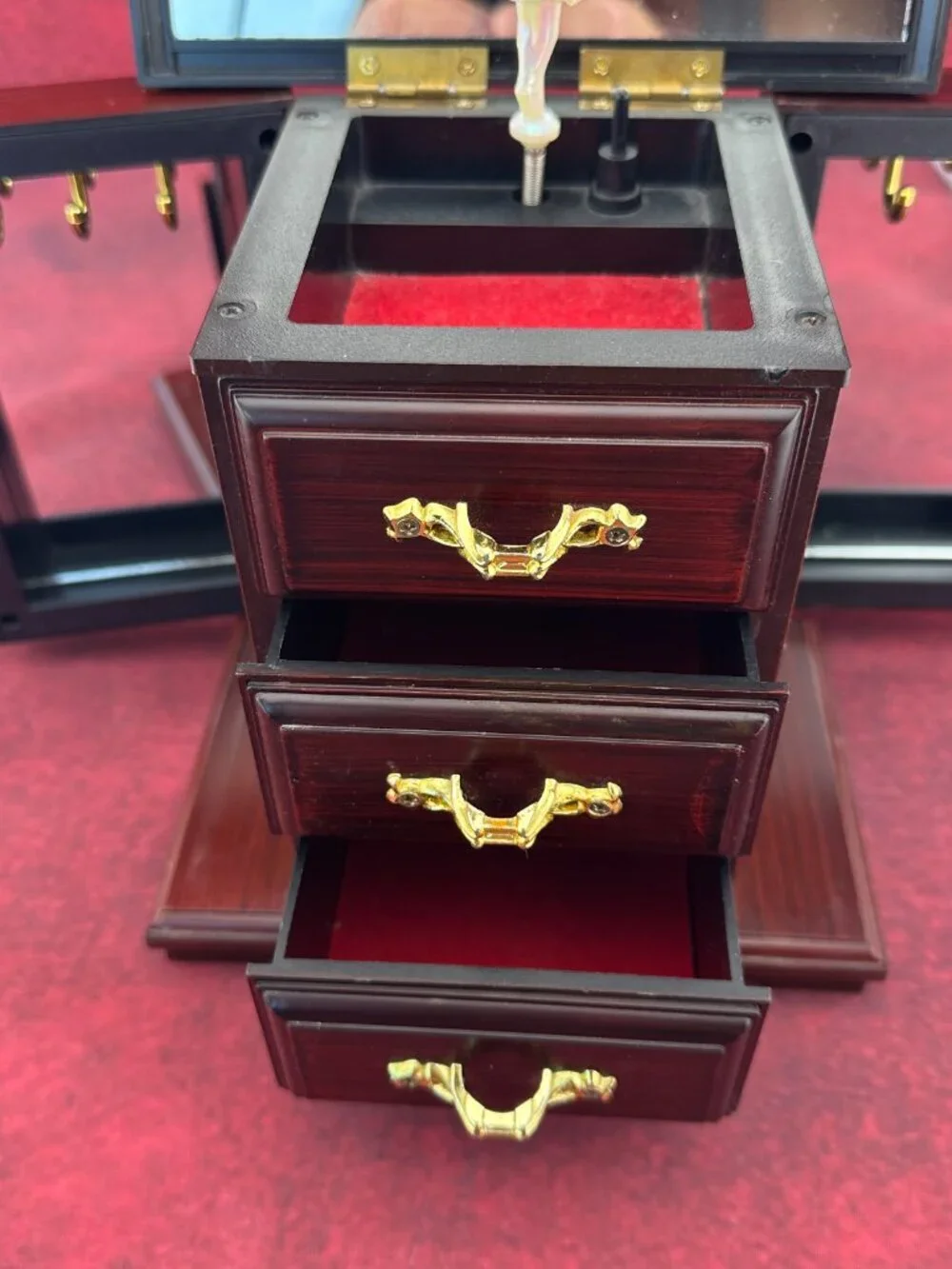 VINTAGE-STYLE WOODEN JEWELRY MINIATURE CHEST BOX, PLAY 